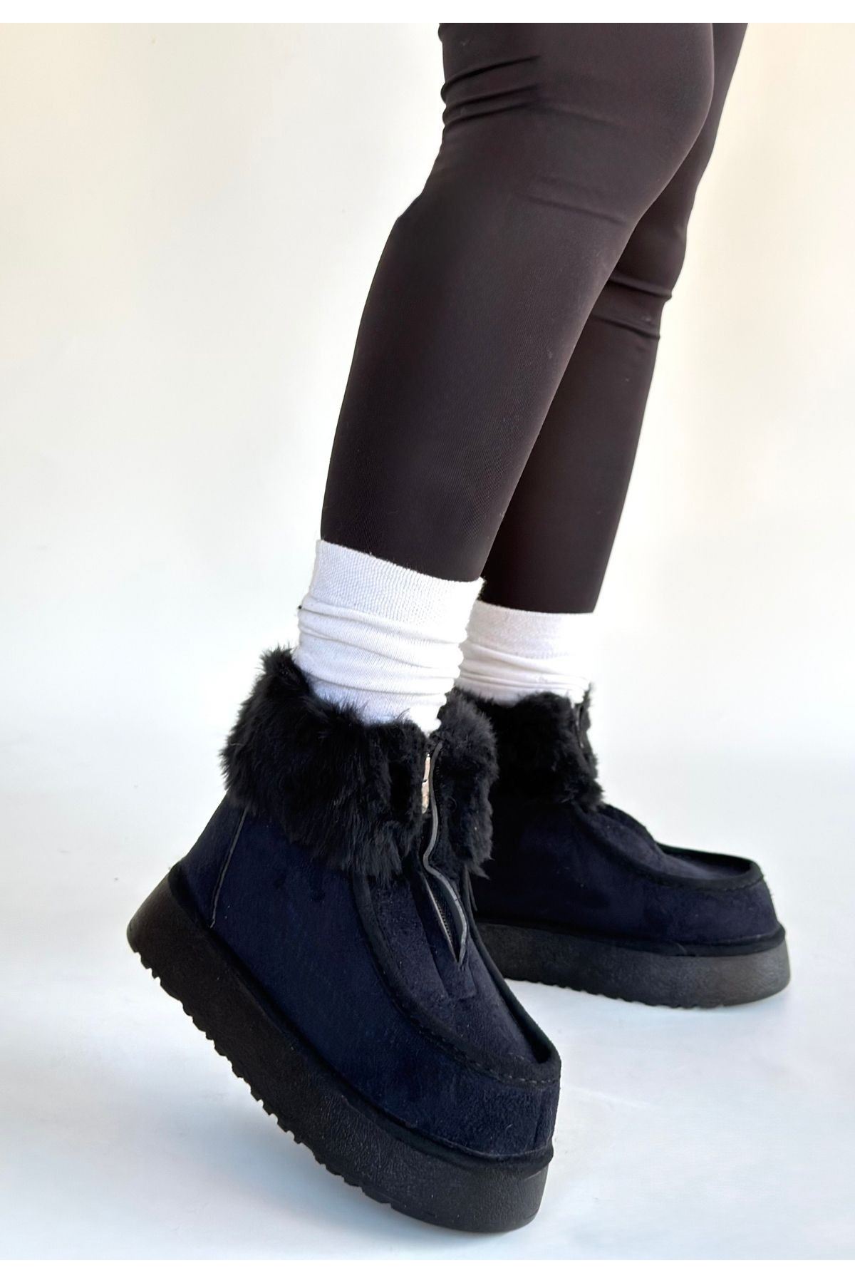 Zinya Siyah Süet Bot