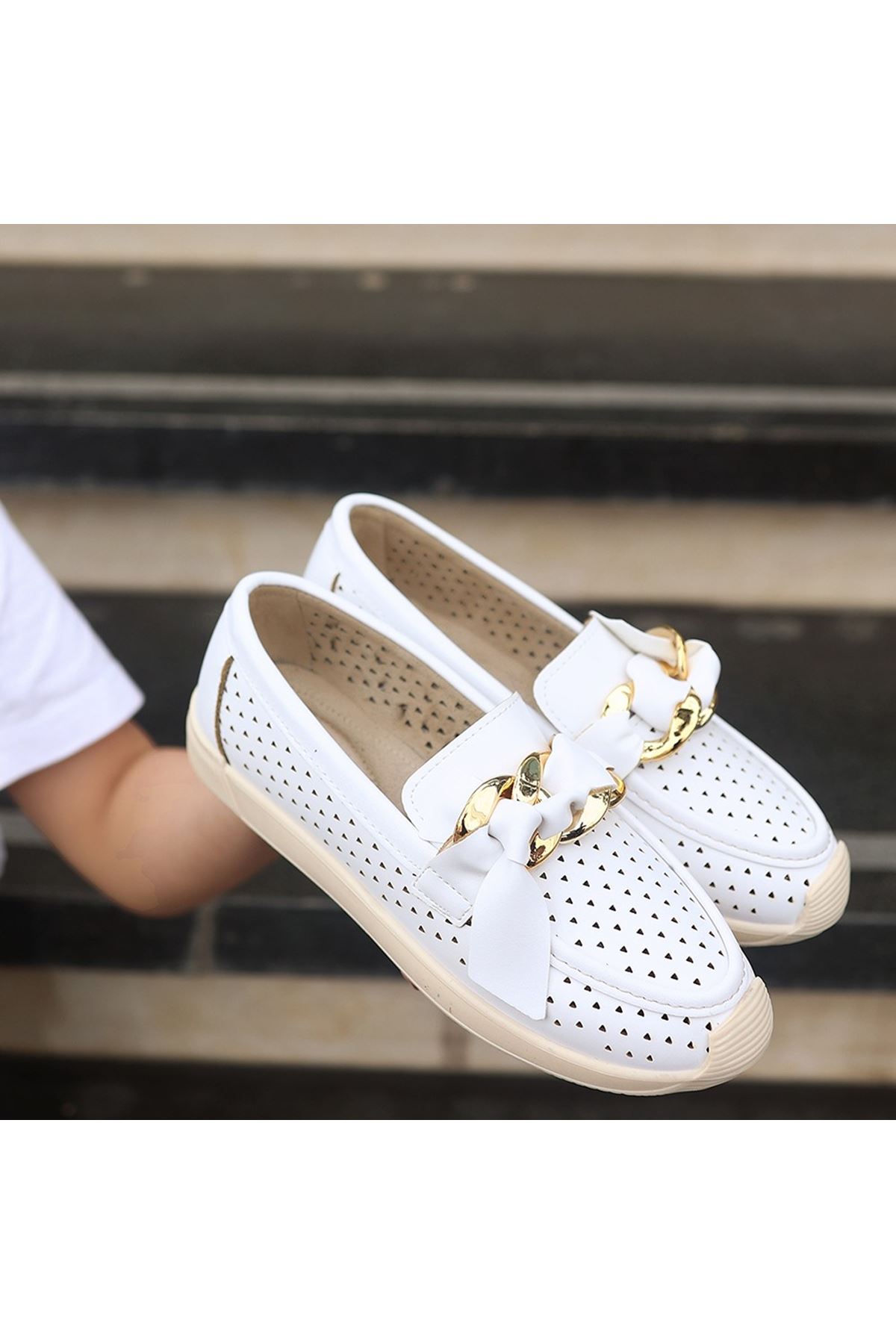 Riwan Beyaz Cilt Babet Ayakkabı