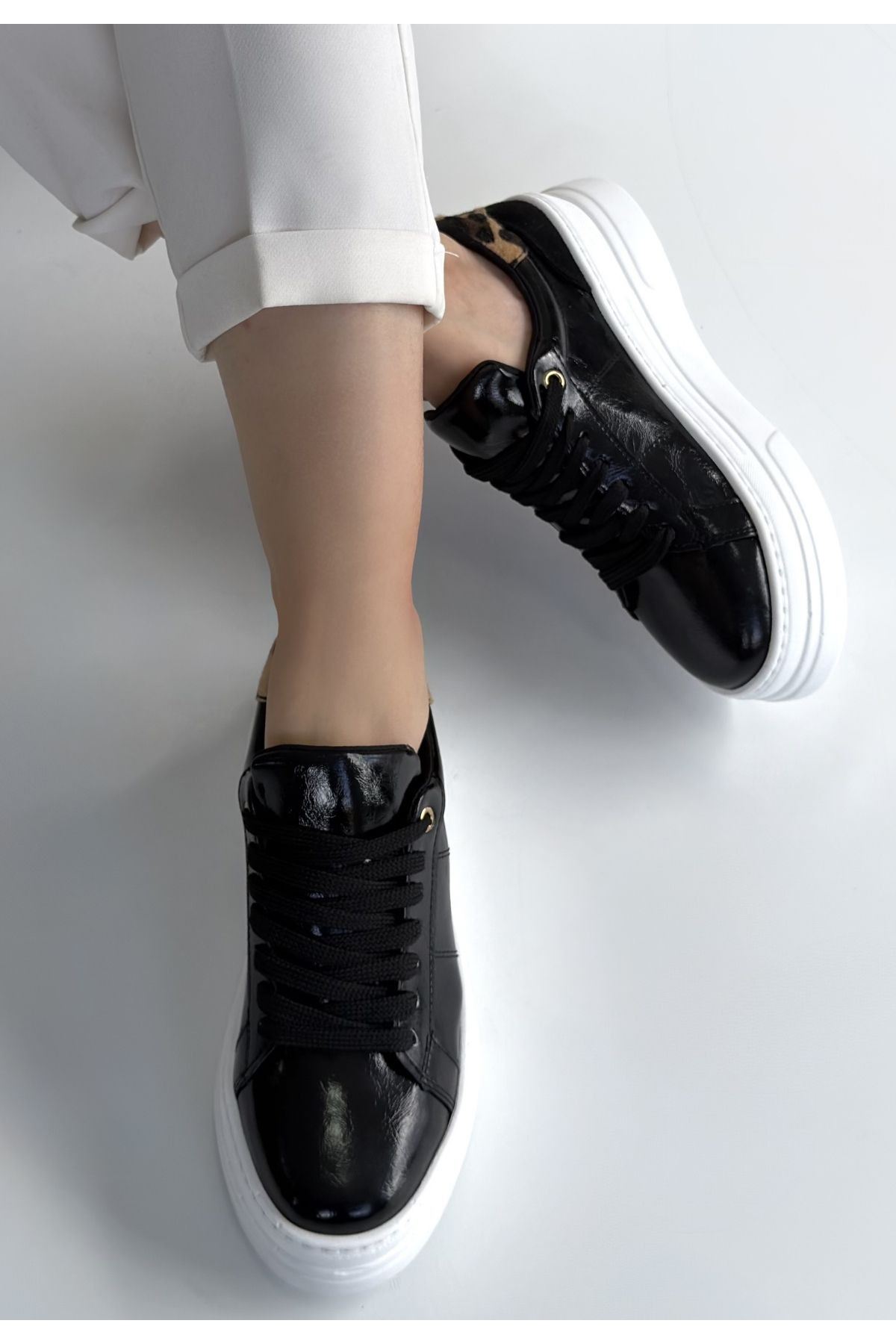 Jetan Siyah Rugan Bağcıklı Spor Ayakkabı