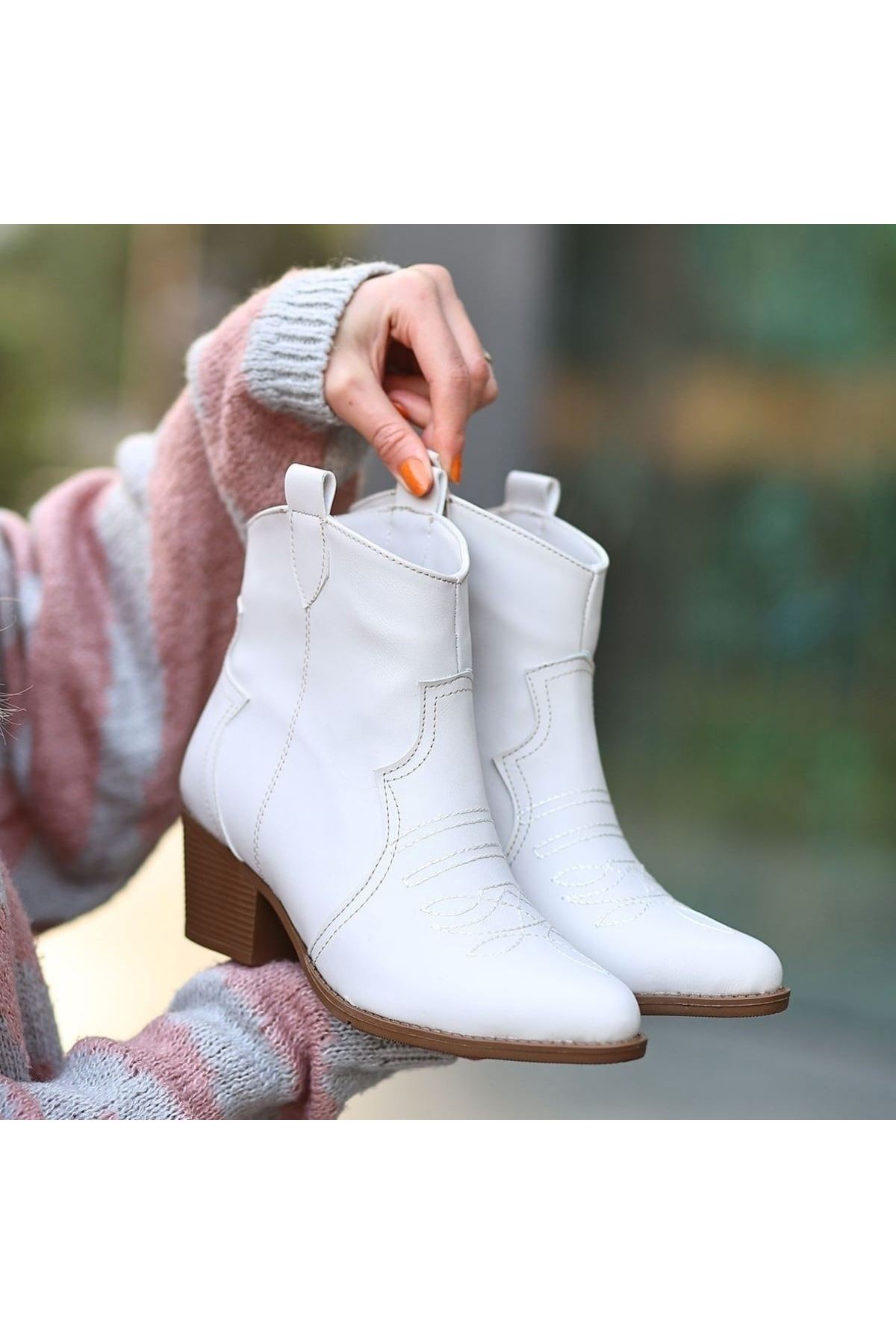 Akver Bej Cilt Topuklu Bot