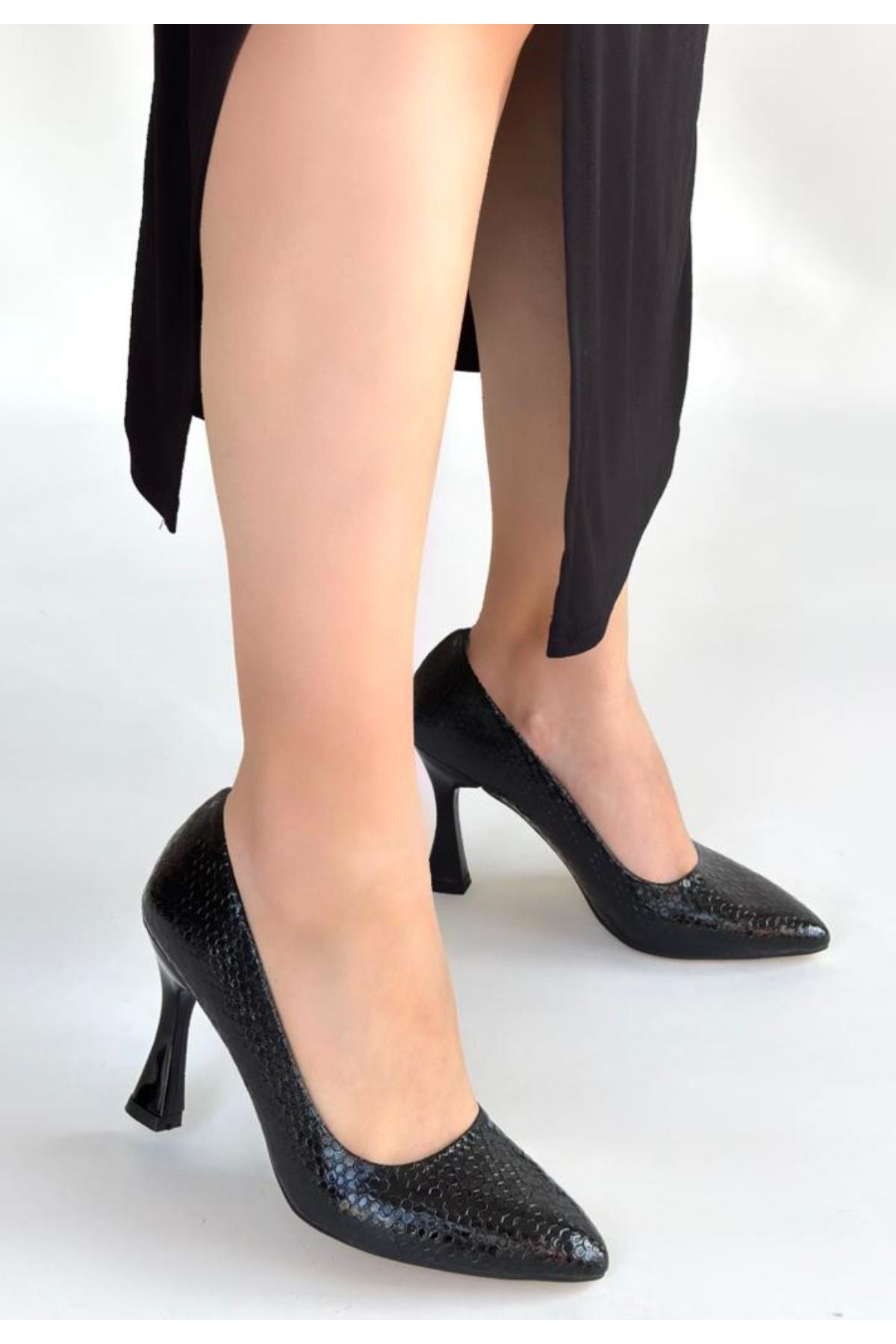 Merio Siyah Baskılı Rugan Topuklu Ayakkabı