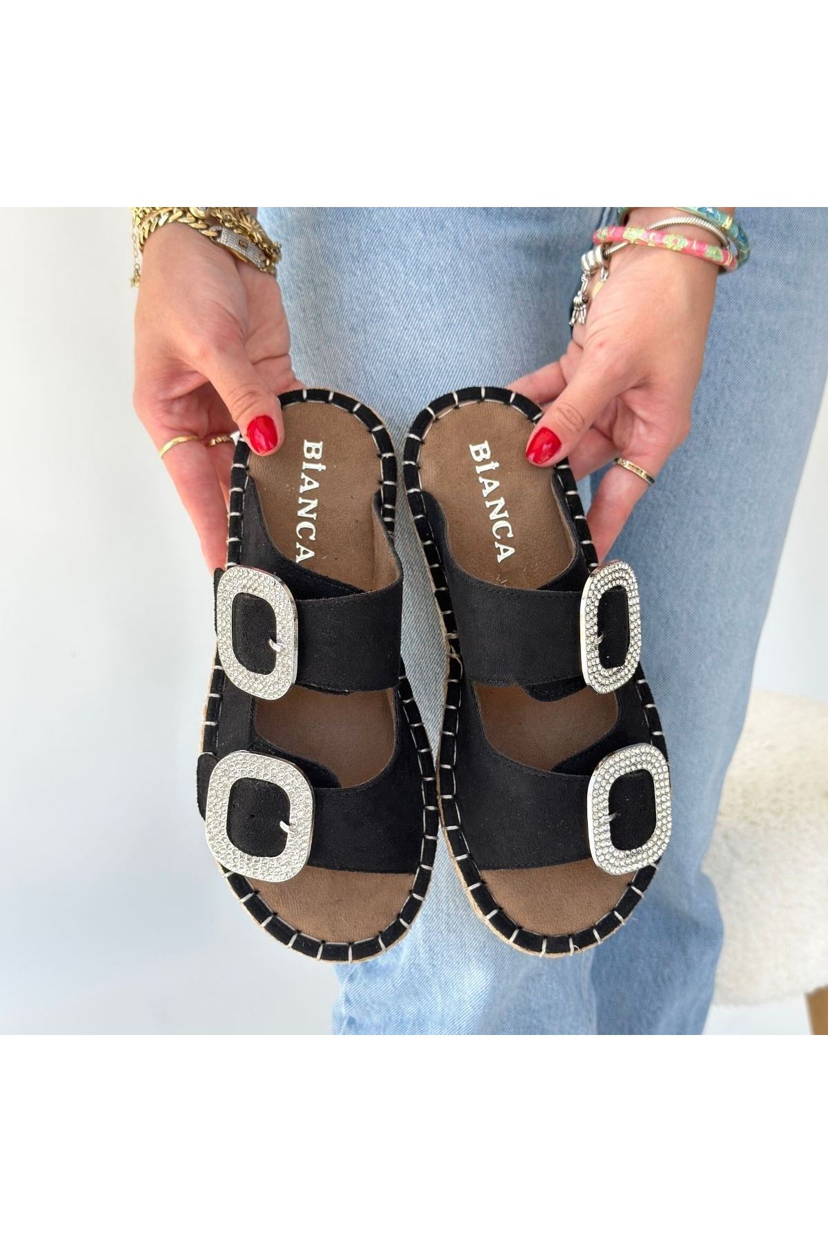 Hertas Siyah Nubuk Tokalı Terlik