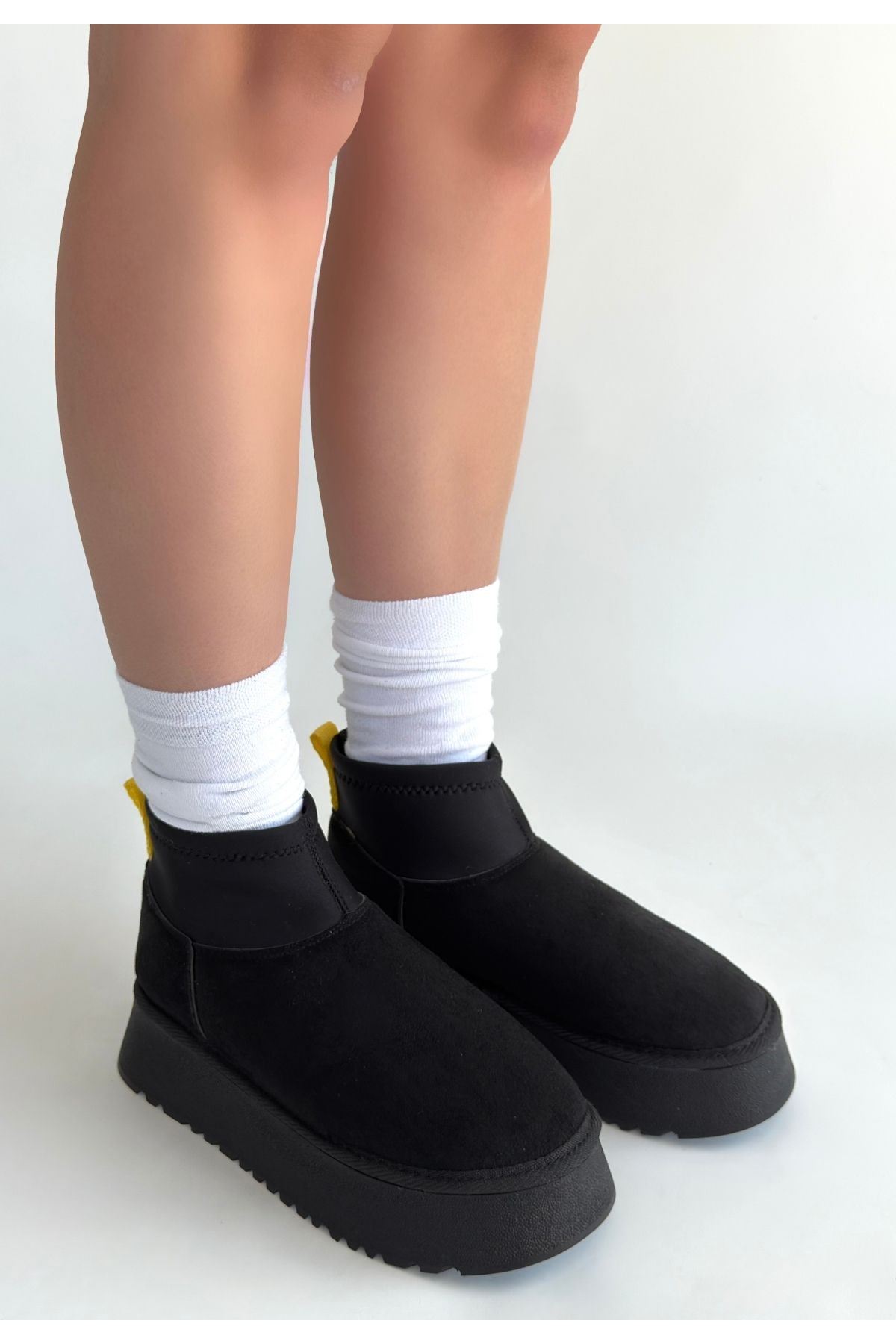 Cuen Siyah Süet Bot