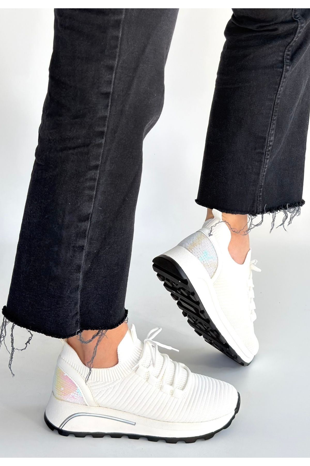 Feort Beyaz Triko Bağcıklı Spor Ayakkabı