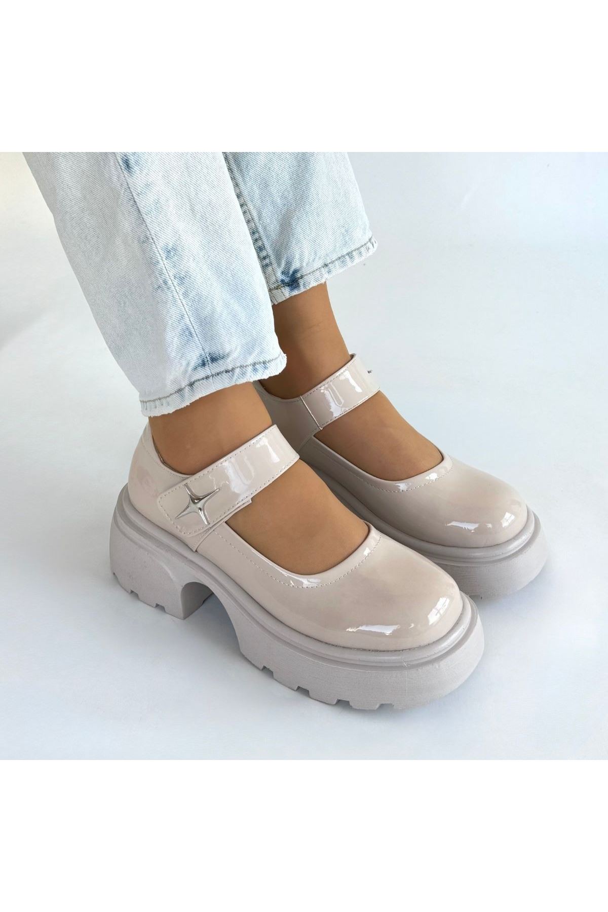 Siyat Bej Rugan Dolgu Topuk Oxford Ayakkabı