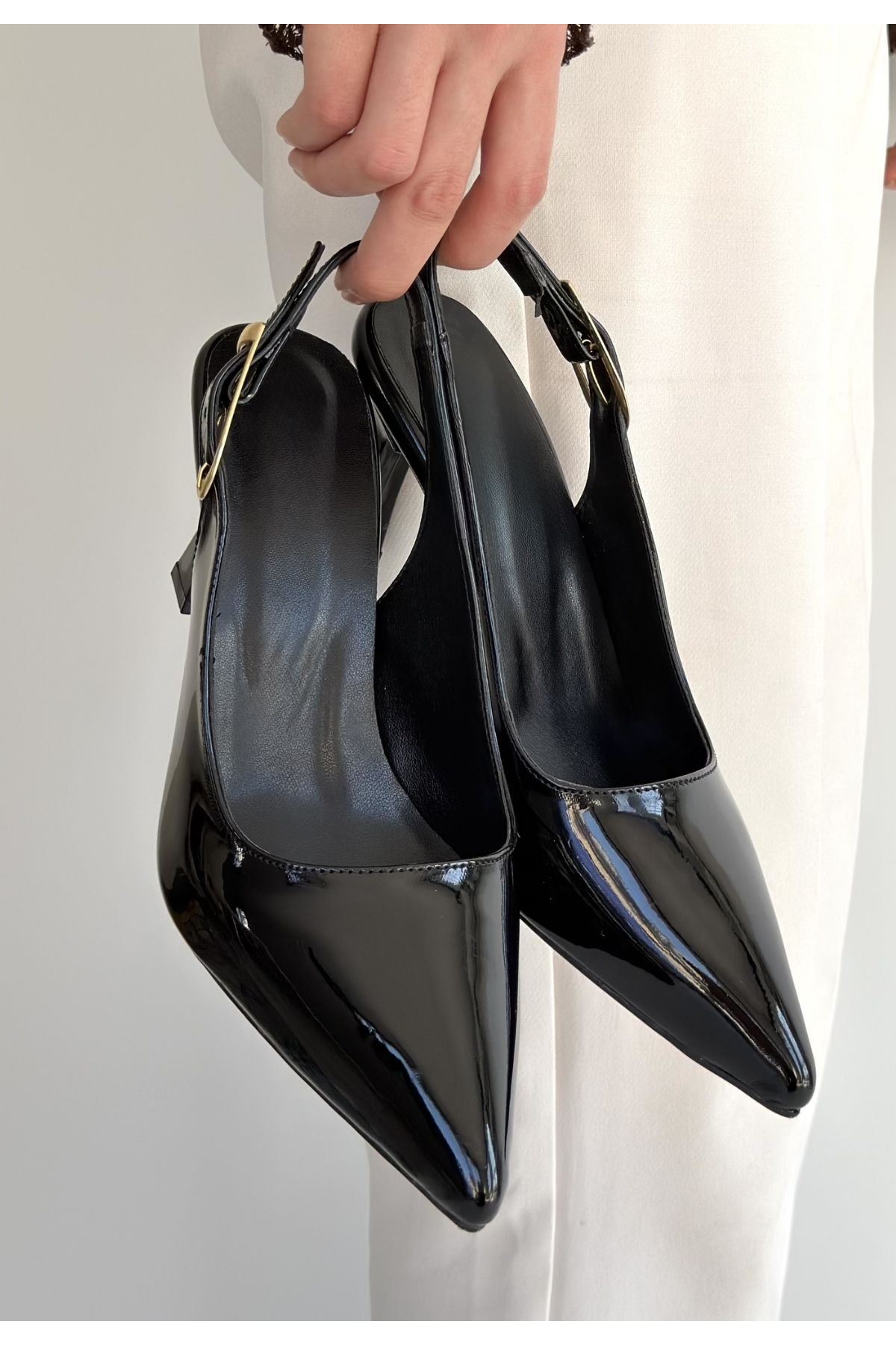 Hies Siyah Rugan Topuklu Ayakkabı