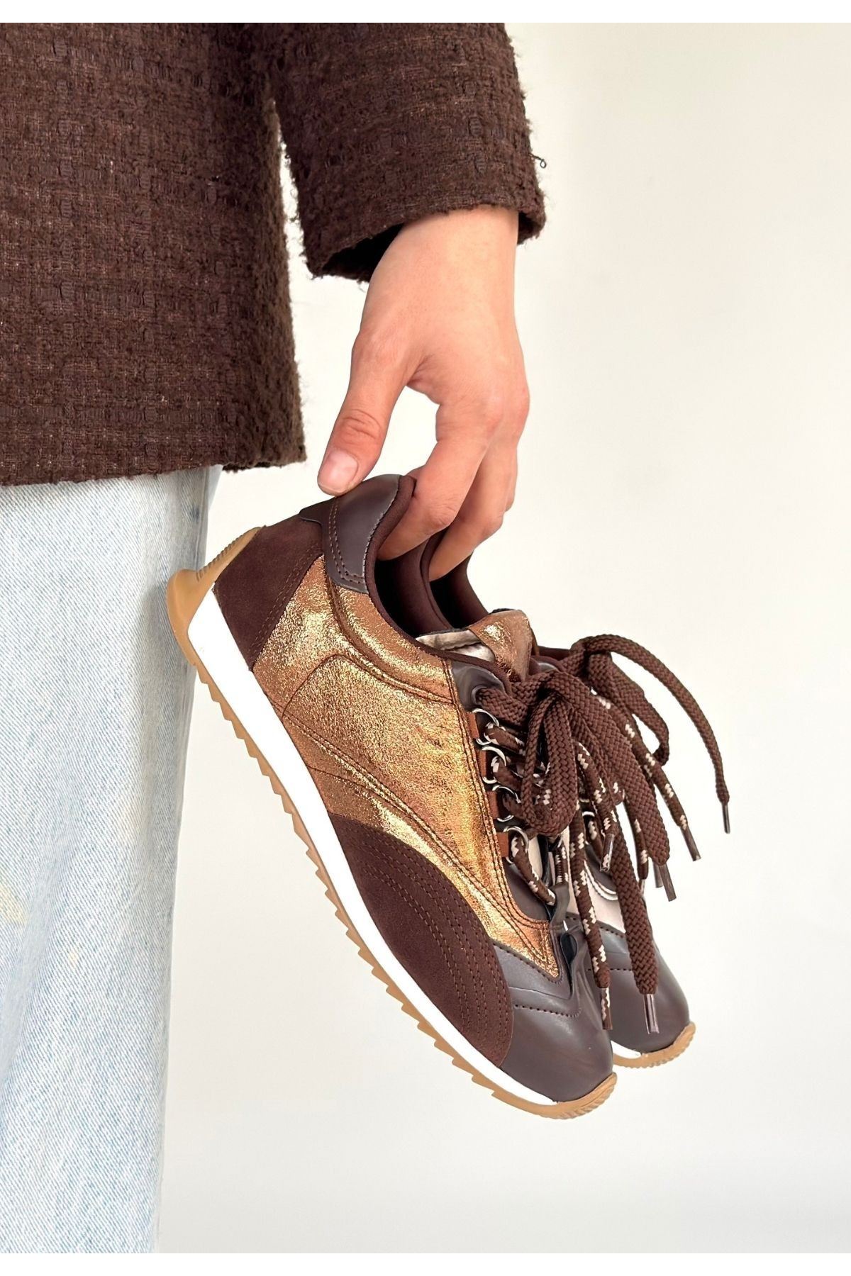 Reat Kahverengi Cilt Bağcıklı  Paraşüt Detaylı Spor Ayakkabı