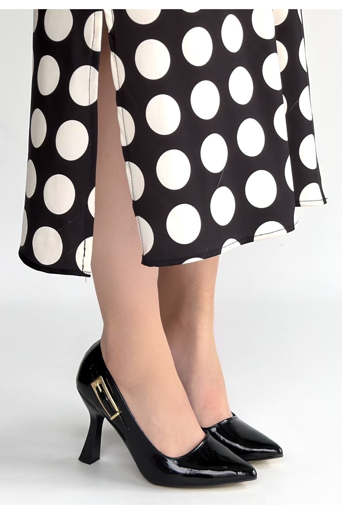 Cerin Siyah Rugan Topuklu Ayakkabı