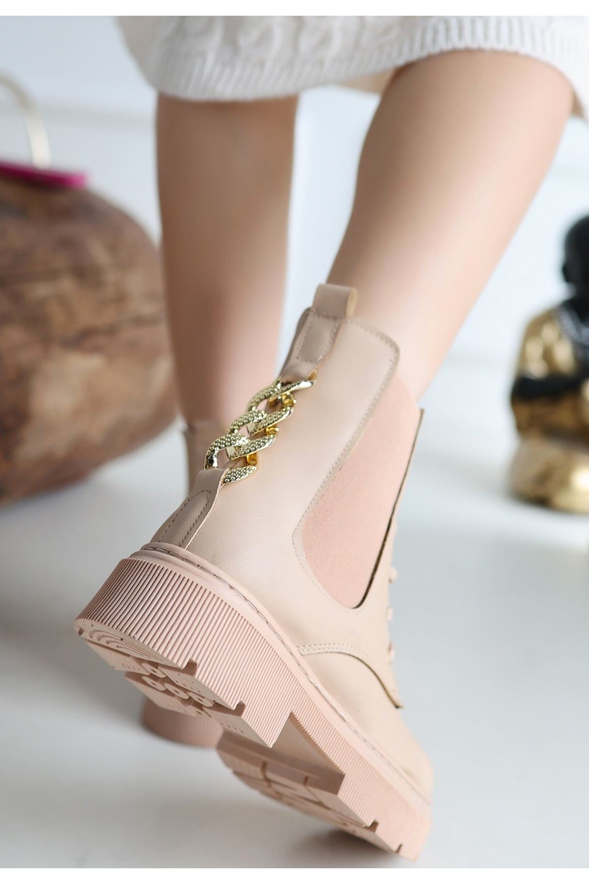 Harte Nude Cilt Bağcıklı Bot