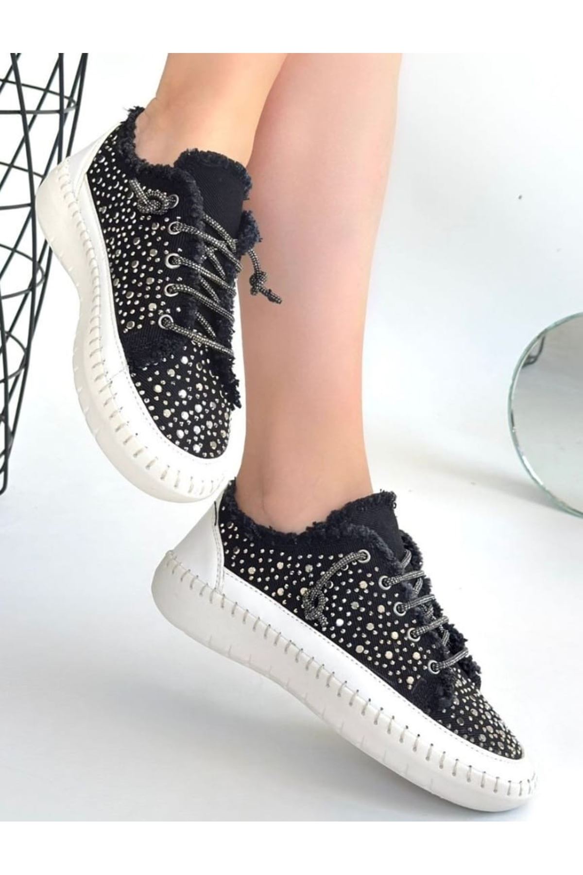 Guji Siyah Kot Bağcıklı Spor Ayakkabı