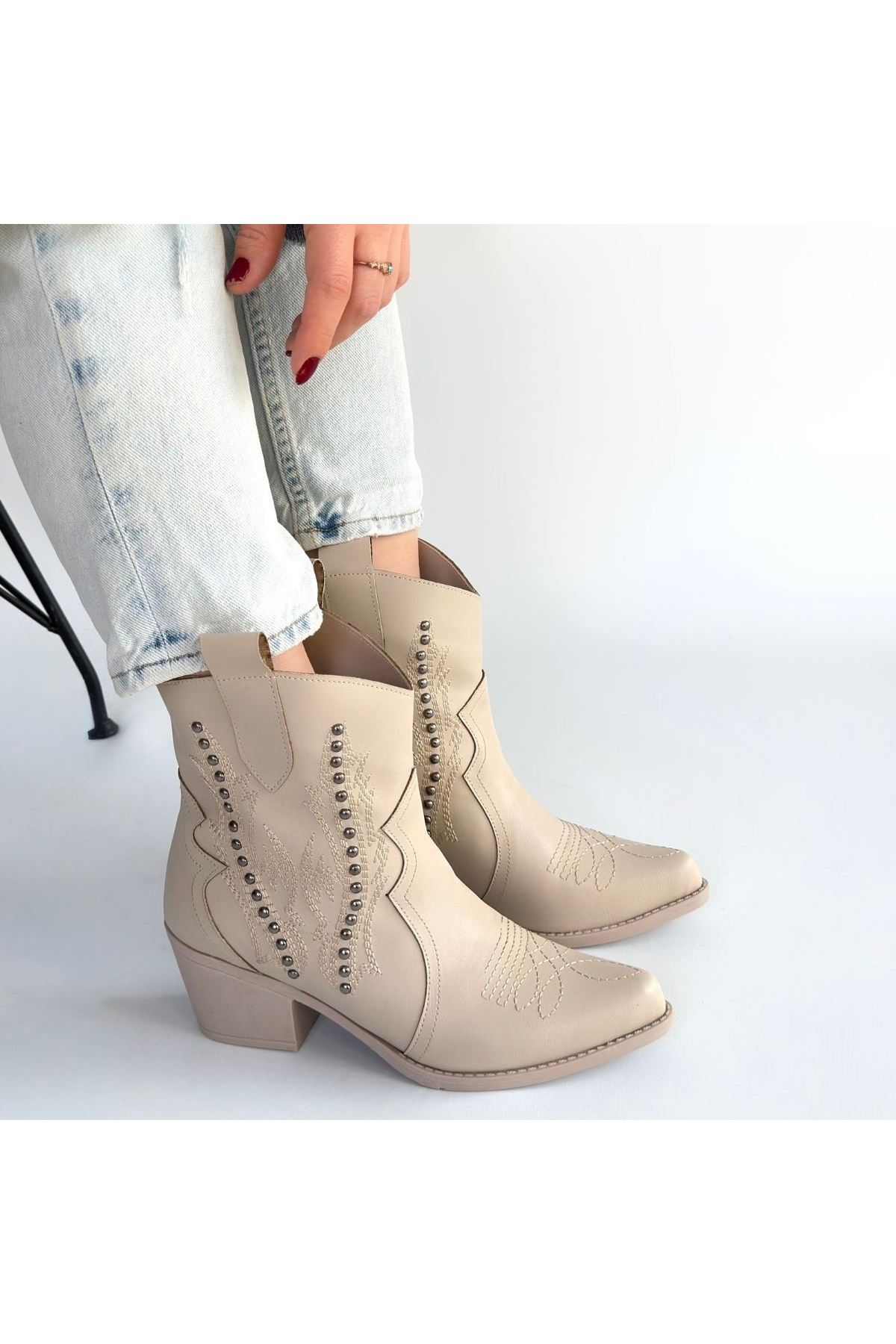 Matin Bej Cilt Topuklu Bot