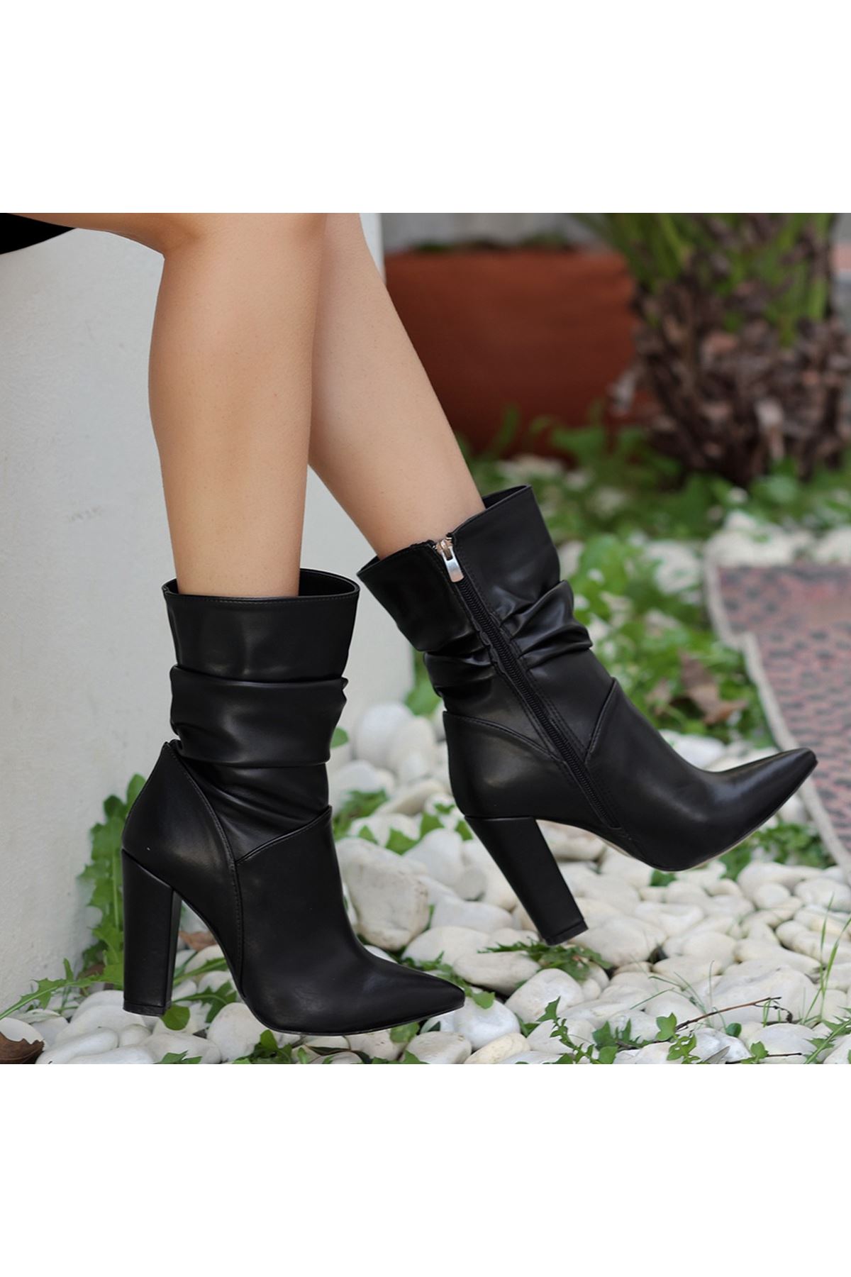 Erita Siyah Cilt Topuklu Çizme