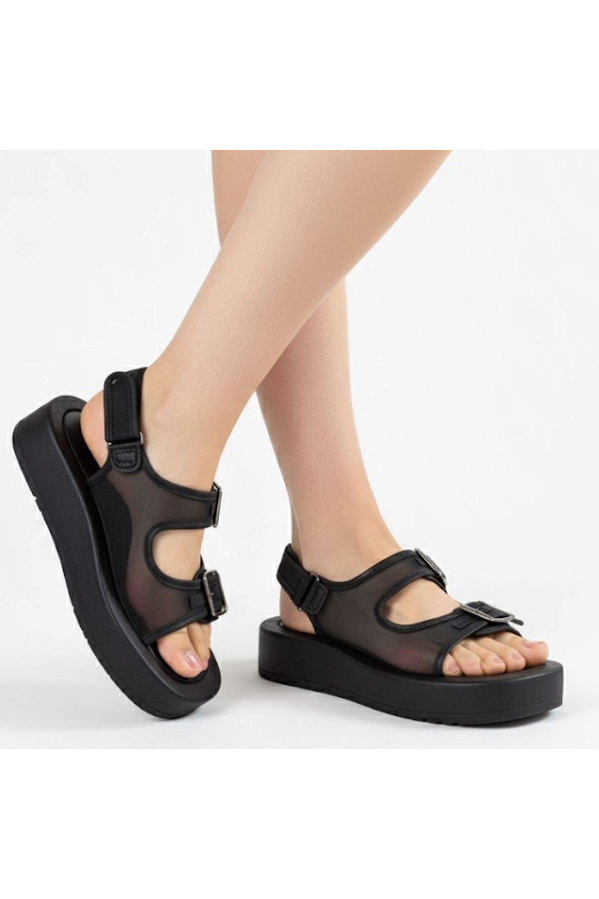 Sinna Siyah Cilt Tül Detaylı Sandalet