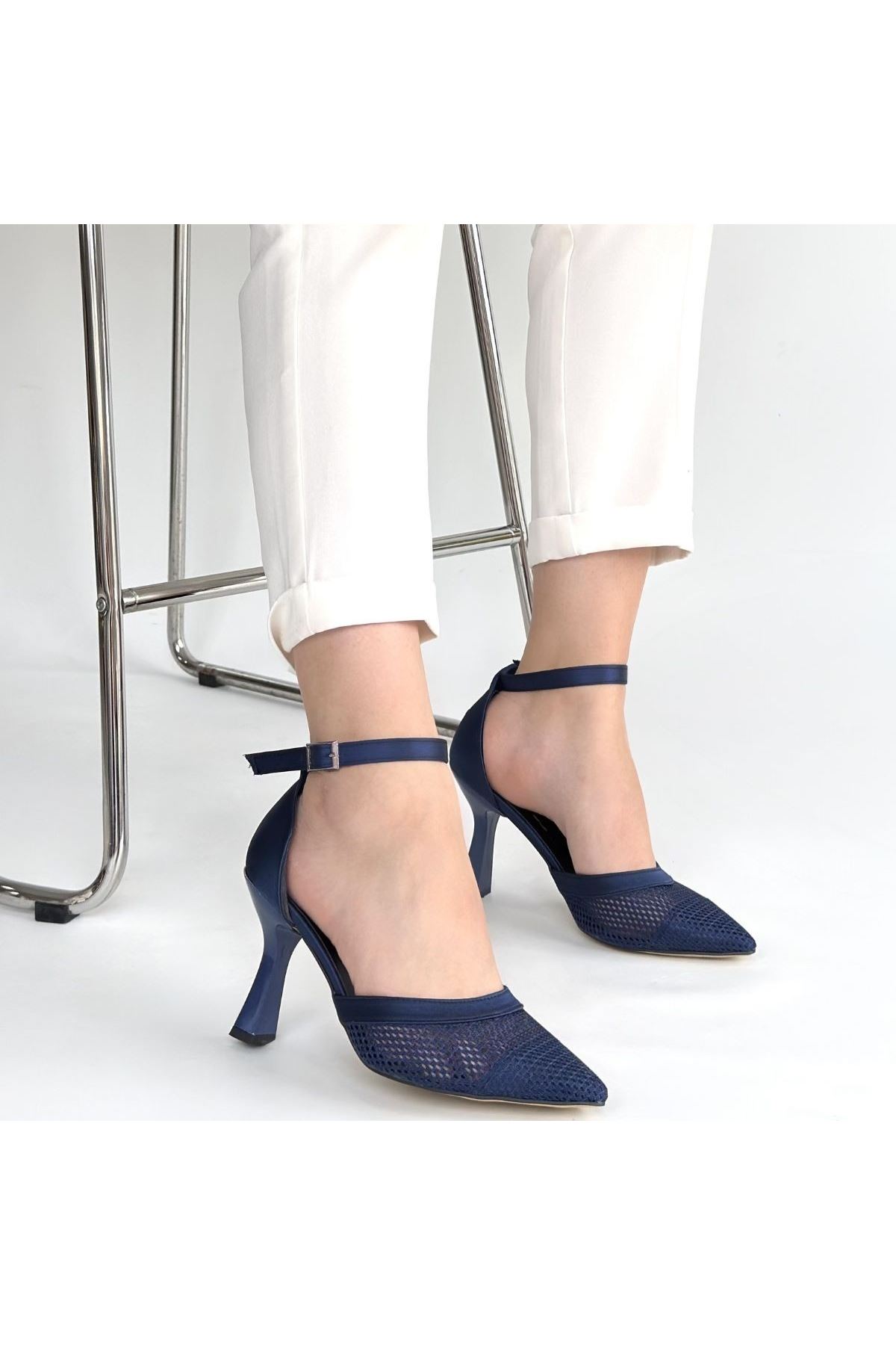 Keny Lacivert Saten Topuklu Ayakkabı