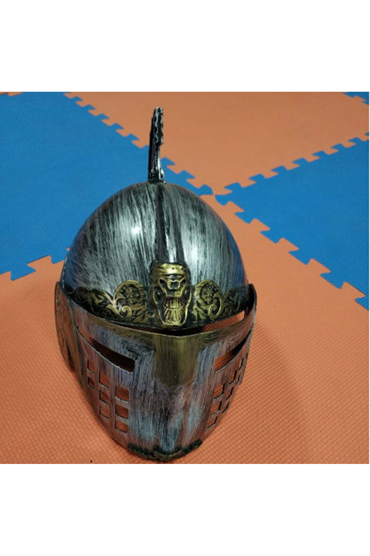 Bizans Romalı Savaş Miğferi