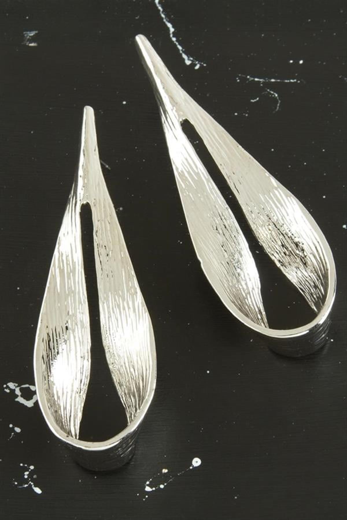 Oval Yeni Sezon Metal Küpe - Gümüş Rengi