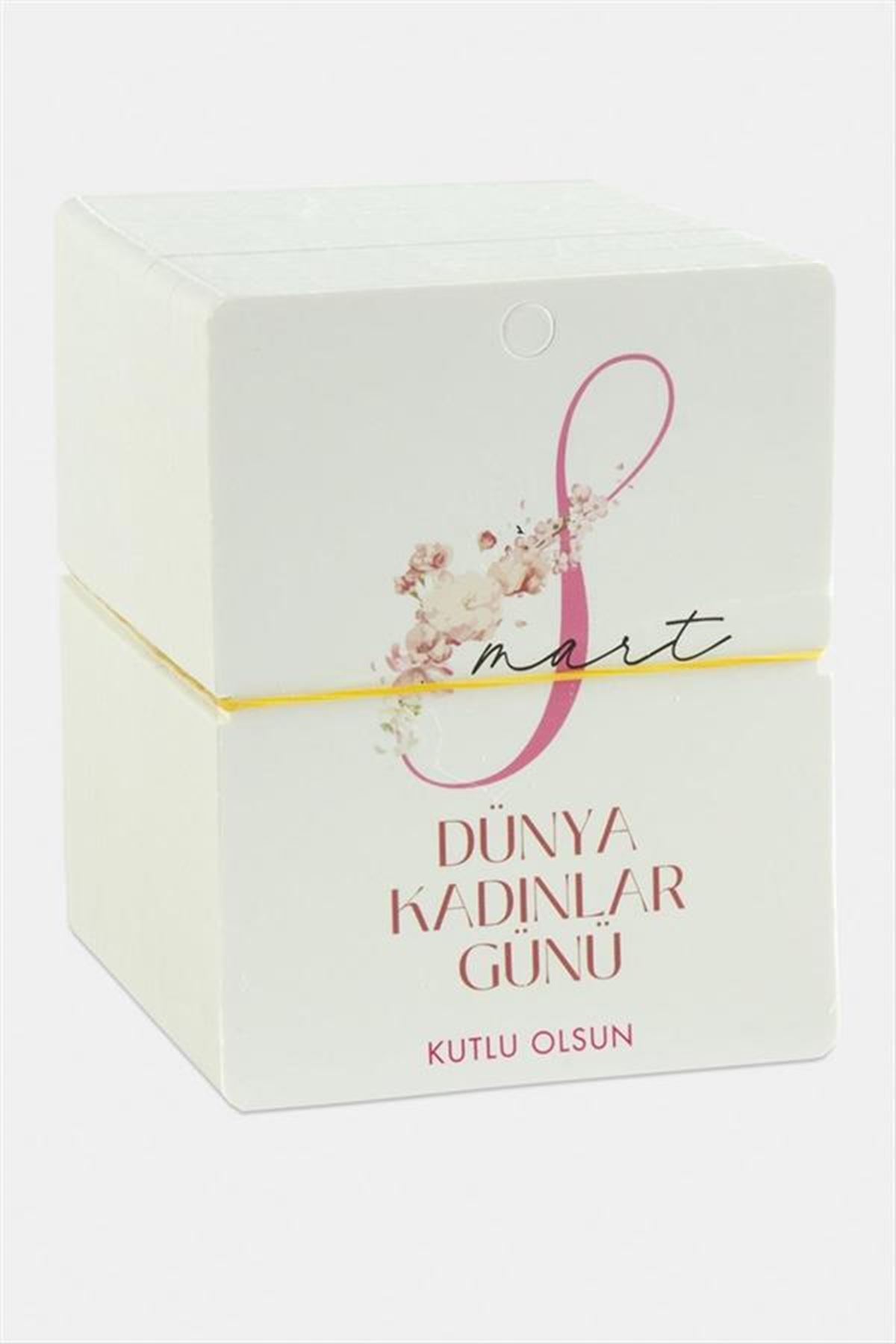Dünya Kadınlar Günü Bileklik Kartı - Beyaz