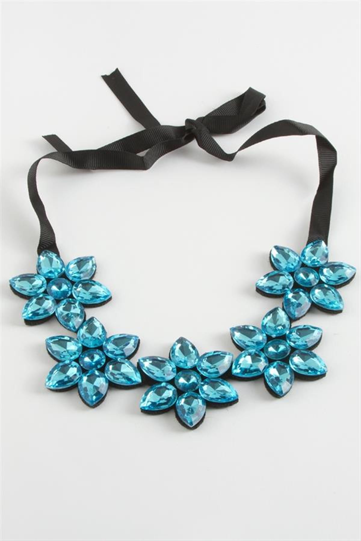 Çiçek Taşlı Yaka Kolye - Turkuaz