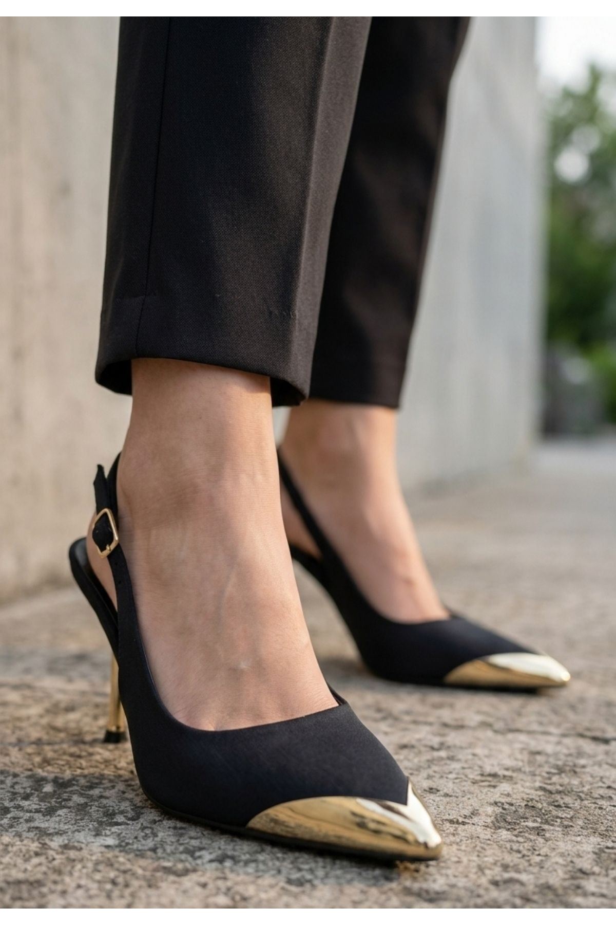 Puen Siyah Saten Stiletto Ayakkabı