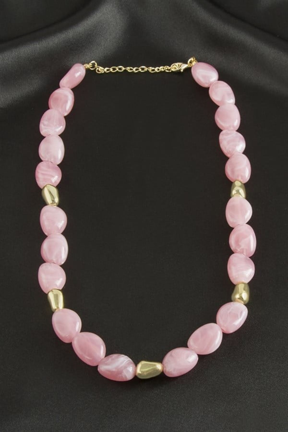 Zr Model Oval Plastik Kolye - Kırmızı
