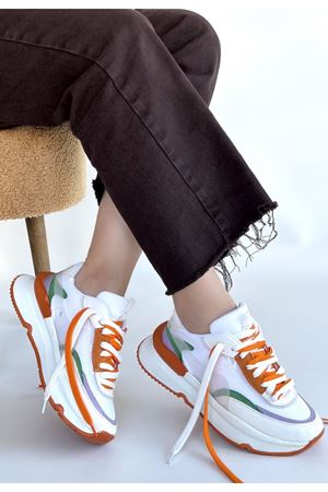 Aleh Beyaz Cilt Turuncu Detaylı Çift Bağcıklı Spor Ayakkabı