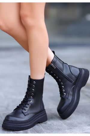 Roxan Siyah Cilt Bağcıklı Bot