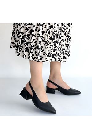 Evia Siyah Cilt Topuklu Ayakkabı