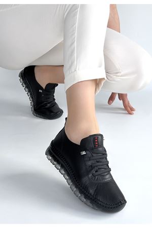 Jiten Siyah Deri Bağcıklı Spor Ayakkabı
