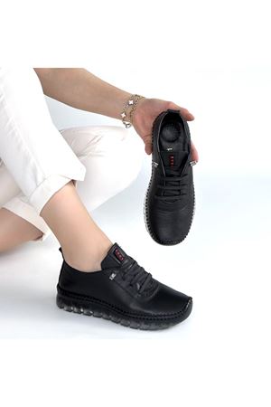 Jiten Siyah Deri Bağcıklı Spor Ayakkabı