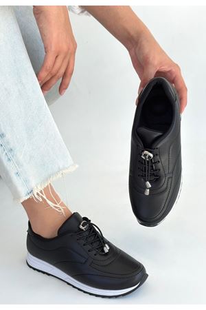 Finna Siyah Cilt Bağcıklı Spor Ayakkabı