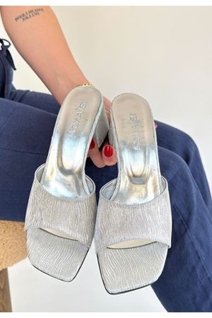 Luart Gümüş Simli Topuklu Terlik