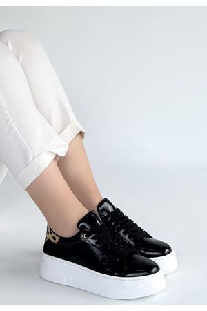 Jetan Siyah Rugan Bağcıklı Spor Ayakkabı