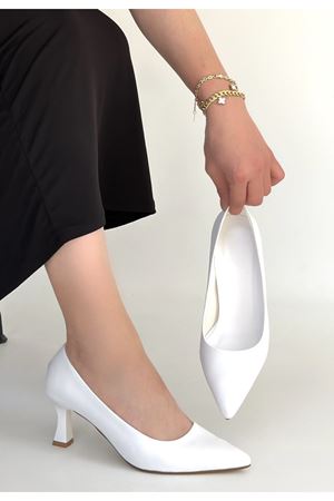 Mırta Beyaz Cilt Topuklu Ayakkabı