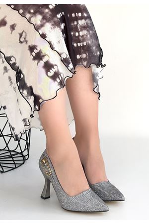 Cerin Gümüş Saten Simli Topuklu Ayakkabı