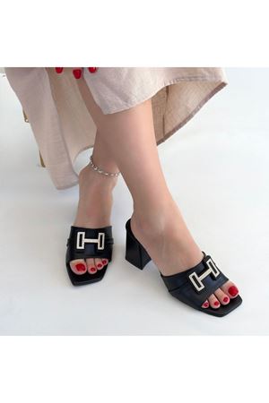 Erew Siyah Cilt Topuklu Terlik