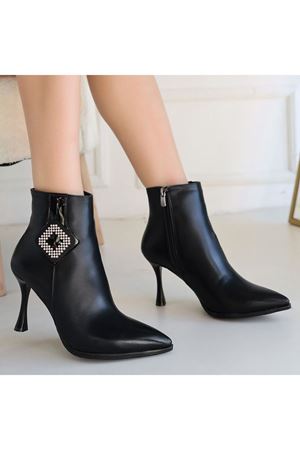 Moose Siyah Cilt Topuklu Bot