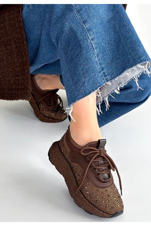 Rimay Kahverengi Cilt Boncuk İşlemeli Spor Ayakkabı
