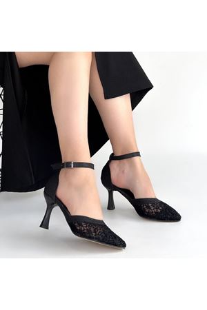 Weja Siyah Cilt Tül Detaylı Topuklu Ayakkabı