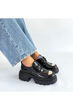 Kiya Siyah Rugan Dolgu Topuk Oxford Ayakkabı