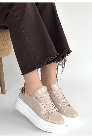 Jetan Bej Rugan Bağcıklı Spor Ayakkabı