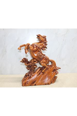 Polyester Şahlanmış At Figürü