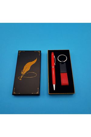 Kutulu Kırmızı Deri Anahtarlık ve Touchpen Tükenmez Kalem Hediye Seti