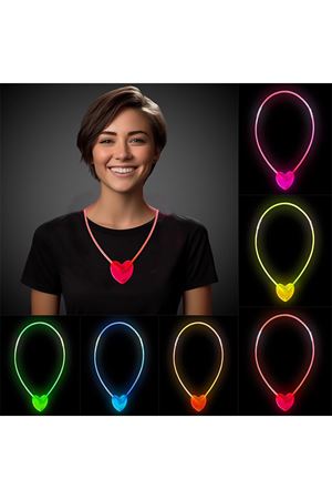 Karanlıkta Yanan Glow Kalp Şekilli Kolye - 6 Adet