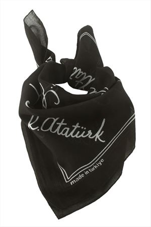 Atatürk İmzalı Desenli Bandana 50*50 - Siyah
