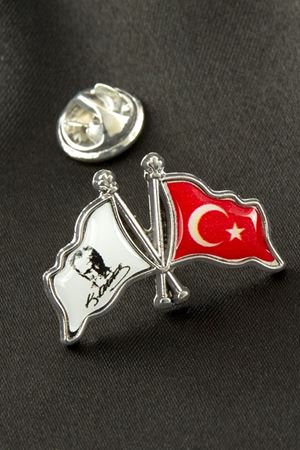Ay Yıldız Atatürk İmzalı Yaka Rozet - Gümüş Rengi