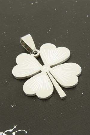 Yonca Çelik Kolye Ucu 3,5 cm - Gümüş Rengi