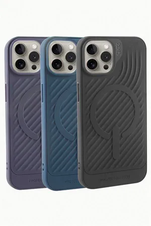 iPhone 15 Pro Lüx Magsaff Gear Silikon Kılıf - Siyah