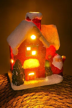 Noel Baba Işıklı Ev Yılbaşı Biblo - Kırmızı