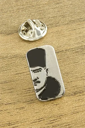 Atatürk Yaka Rozet - Gümüş Rengi