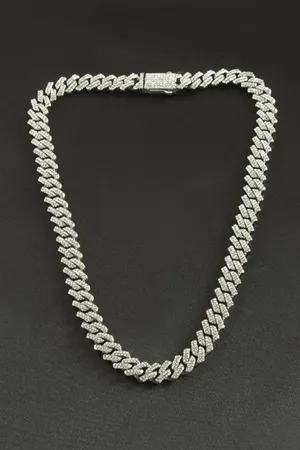 Chain Zikzak Zirkon Taşlı Lüks Çelik Kolye - Gümüş Rengi